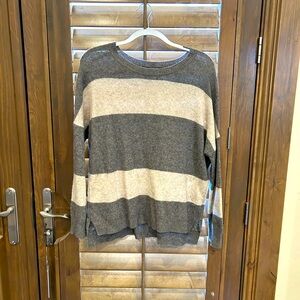 VINCE brand oversized pullover. Size S. Gently worn.